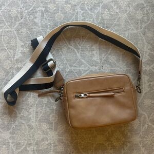 Universal Thread Beige Crossbody Bag with Adjustable Strap